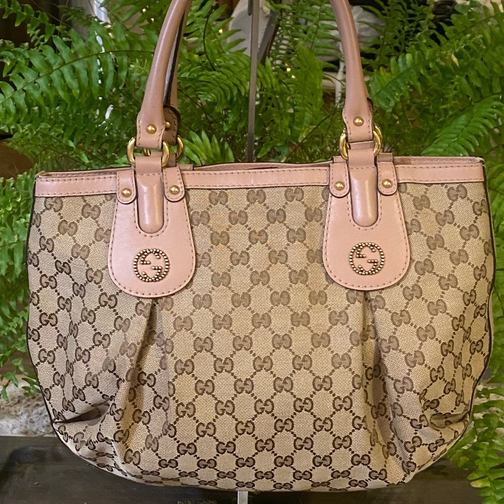 Gucci GG Canvas Scarlett Bag - Picture 10 of 11